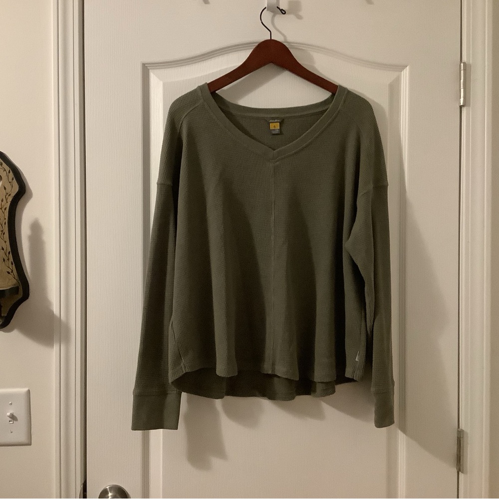 Eddie Bauer 2XL Sage Green Thermal long sleeve top. EUC
